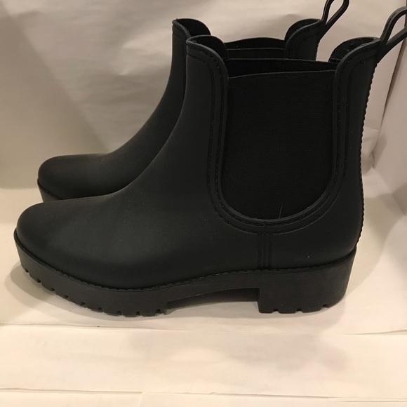 Chelsea Waterproof Boots - Picture 1 of 5